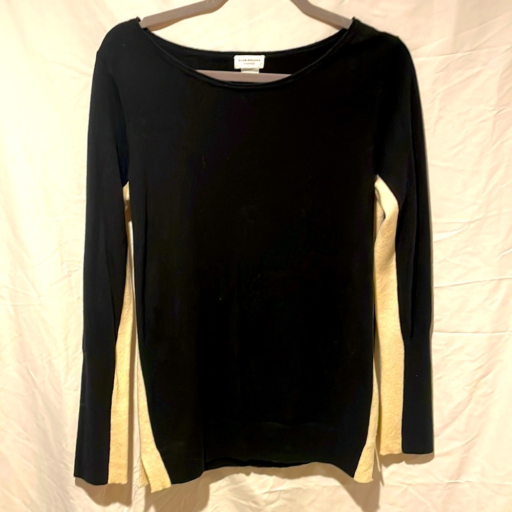 Club Monaco Black with cream cashmere sweater